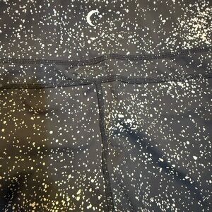 Zyia Black and White  Leggings